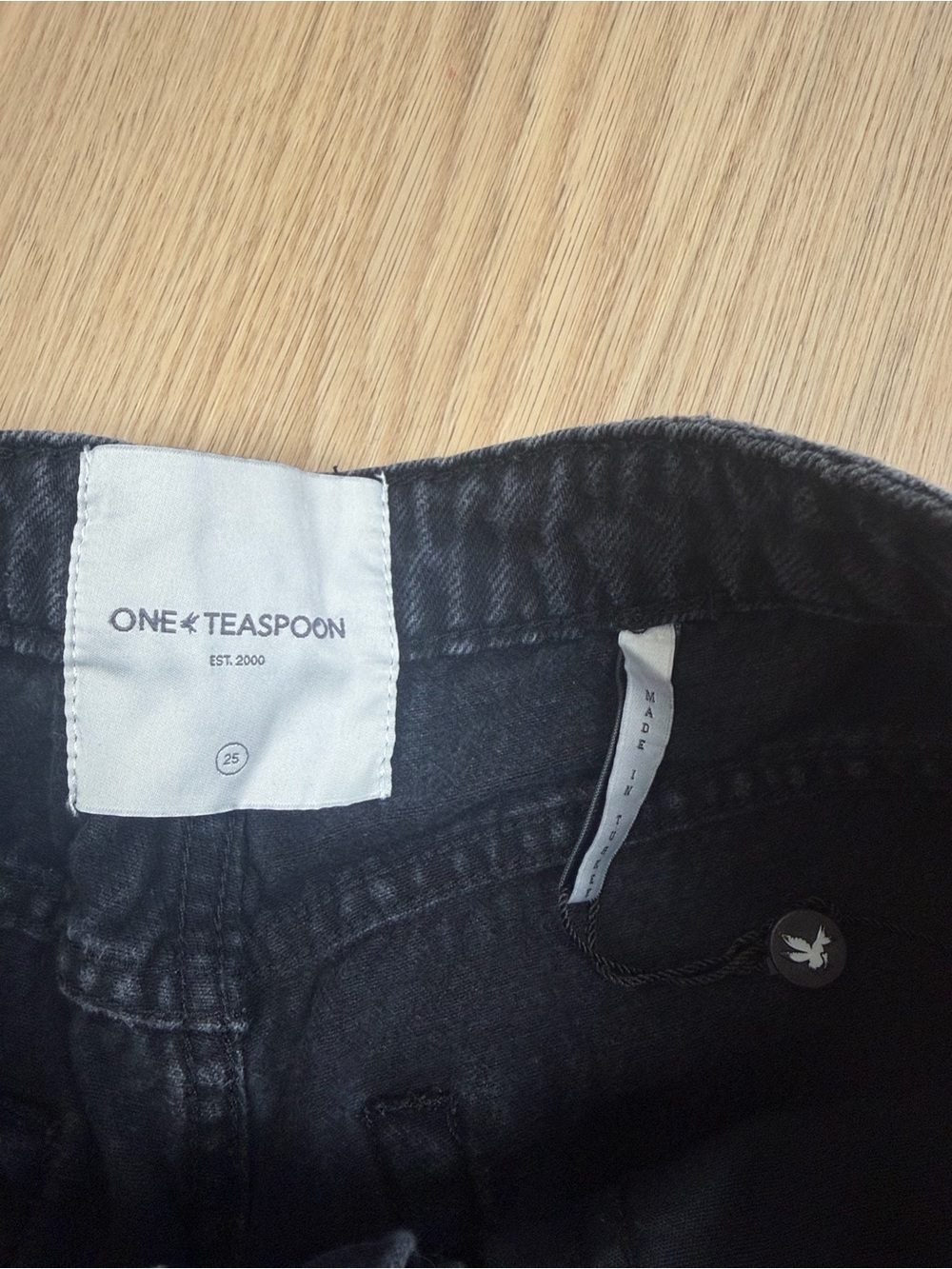 One Teaspoon Bandits Distressed Denim Shorts - Picture 6 of 10